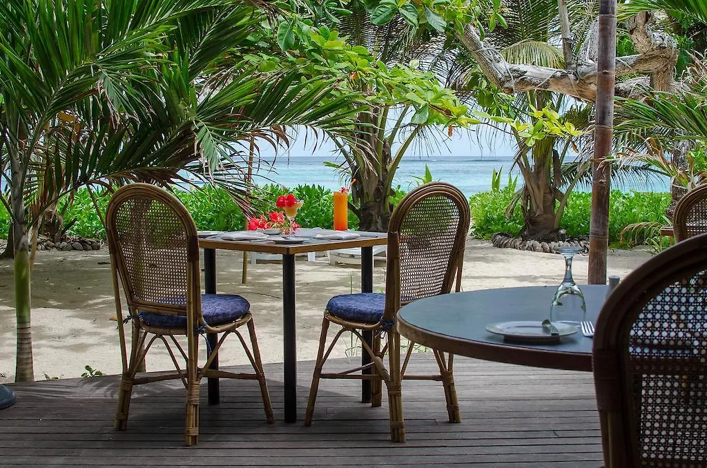 Pieds Dans L'Eau Aparthotel Anse Royale Seychellen