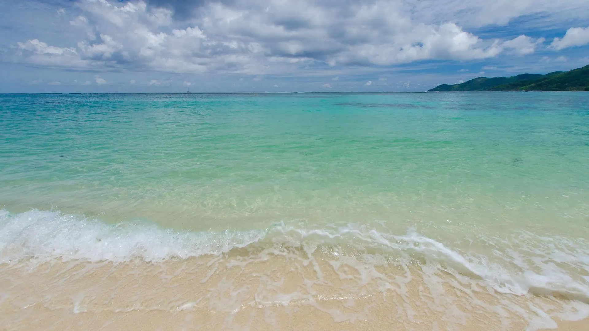 Pieds Dans L'Eau Aparthotel Anse Royale 3*,  Seychellen