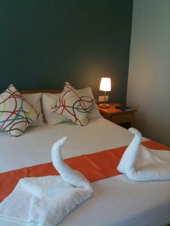 Aparthotel Pieds Dans L'Eau Anse Royale 3*,  Seychellen